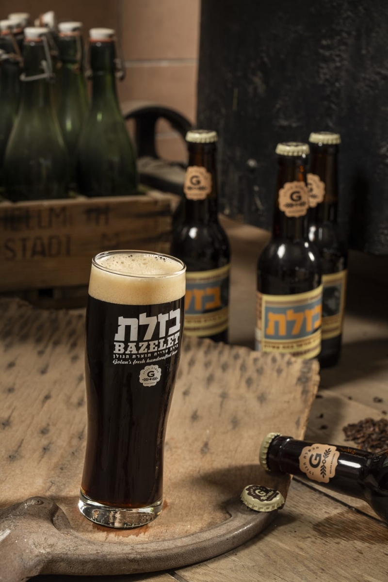 בירה בזלת פורטר כהה עשירה בקבוק 330 מ"ל